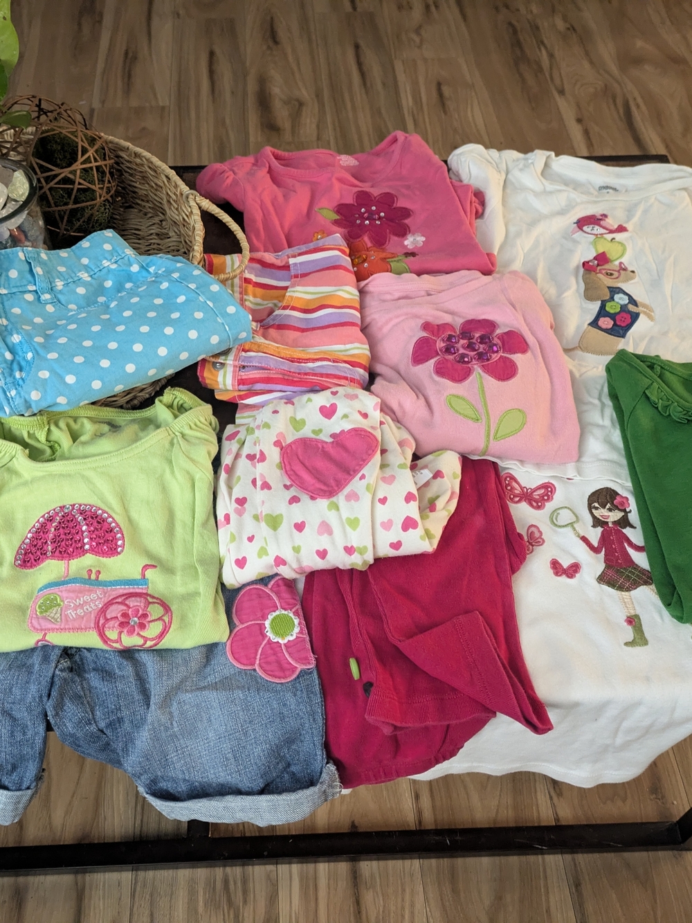Gymboree Girls Multi-Color Mix (pink, green, blue, white) Clothing Lot
